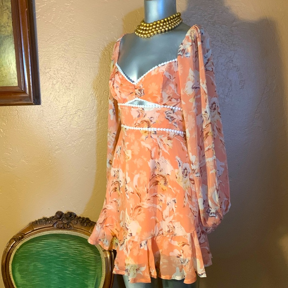 NWT Saints + Secrets Orange Beach Floral Dress.  Sz S